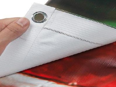 沿河喷绘和刀刮布的工艺区别。